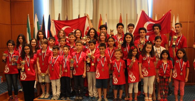 Satranç’ta Türkiye’ye Madalya Yağmuru